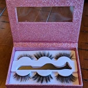 Magnetic Eyelash Kit with Magnetic Eyeliner
